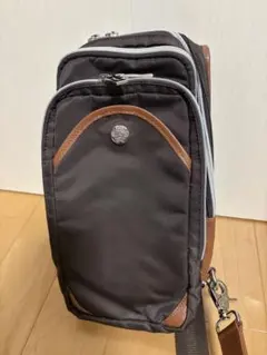 【お値下げしました】Orobianco ボディバッグ 茶