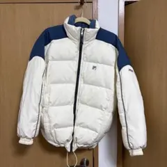 キ*ン様 FILA アイボリー/ネイビー ダウンジャケット Lサイズのサムネイル