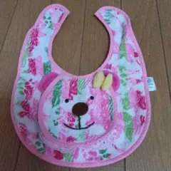 クマの顔 ビブ ピンク スタイ