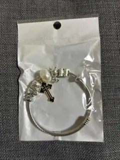 クロスモチーフ パール付きブレスレット