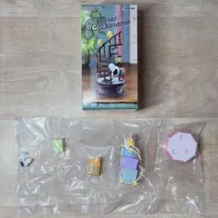 【新品未使用】希少 スヌーピー スパイラルジオラマ 4 プレゼント リーメント