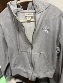 美品Calvin Klein Jeans ジップアップパーカー グレー XSのサムネイル