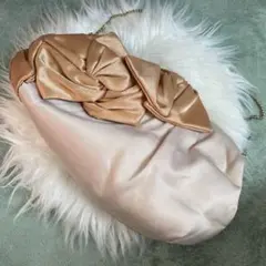 Lapuis パーティーバッグ ピンクベージュ サテン