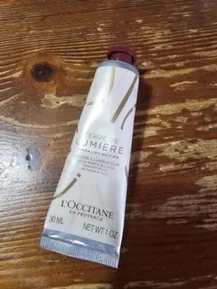 L'OCCITANE Terre de Lumiere ハンドクリーム 30mlのサムネイル