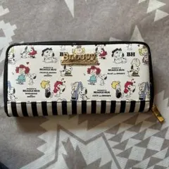 スヌーピー 長財布 ホワイト/ブラック