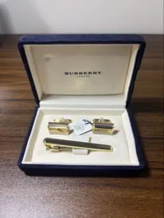 2026年最新】BURBERRY LONDON メンズ ネクタイピンの人気アイテム