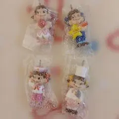 不二家 ペコちゃん ミニフィギュア ストラップ 4種セット