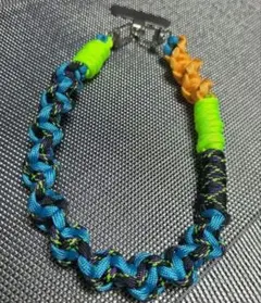 ハンドメイド　携帯ストラップ　ハンドストラップ　パラコード　携帯アクセサリー