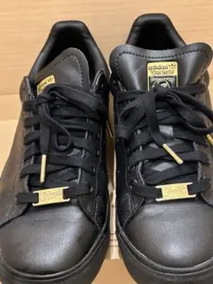 adidas Stan Smith ブラック ゴールド