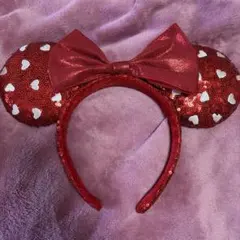赤いスパンコールカチューシャ