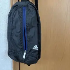 adidasショルダーバッグ