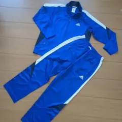 アディダス★ジャージ上下　130センチ