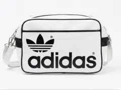 adidas アディダス ビンテージ ショルダーバッグ　デサント製のサムネイル