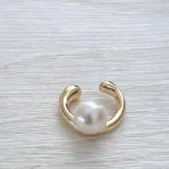 621 あこやパール　ぽってりイヤーカフ　8mm ゴールドカラー