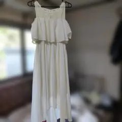 One Way ホワイト オフショルダー フリルドレスのサムネイル