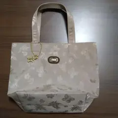 Item thumbnail for item 605e7e87-9de5-4531-bde6-d979163dafdb