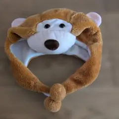 クマの顔デザイン帽子