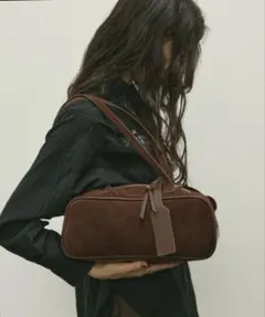 Auntie Rosa ソフトスエードショルダーバック レディース