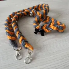 【ショルダーストラップ】ハンドメイド かぎ編み 毛糸 y2k シルバー オレンジ