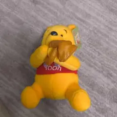 1675.くまのプーさん ぬいぐるみ ハチミツの壺付き