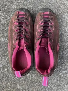 keen ジャスパー24cmブラウン/ピンク スエード レディース　スニーカー
