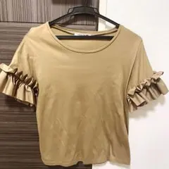 Viaggio Blu フリル袖 ベージュ Tシャツのサムネイル