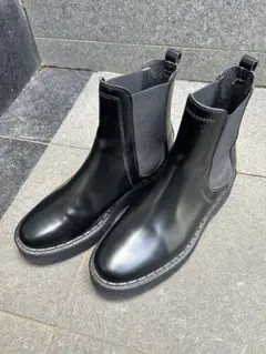 TOD’S サイドゴアブーツのサムネイル