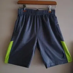 Nike ショートパンツ ハーフパンツ グレー×イエロー