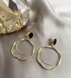 ゴールドクリップイヤリング