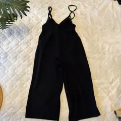 ブラック Vネック オールインワン　新品未使用品！