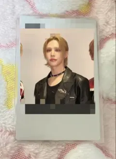XLOV ヒョン チェキ ポラロイド I’mma be サイン入り XLOV IONE ウムティ サイン入りポラロイド - メルカリ