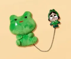 カエルのぬいぐるみとキャラクターピンセット