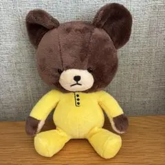 セキグチ　『くまのがっこう』の主人公「ジャッキー」黄色いロンパース姿