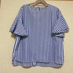 ブラウスのサムネイル