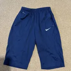 サッカー　ハーフパンツ　NIKE ドライフィット　サイズM