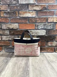 Item thumbnail for item e2a53f72-a6ba-4661-bbd4-9a56f1ec1624