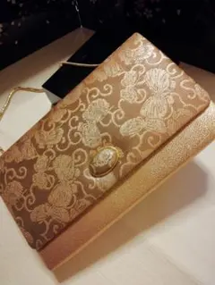 Item thumbnail for item 46440612-ace8-4d1e-ab27-f8a298ade5c2