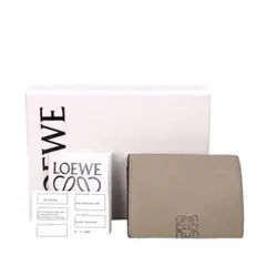 2026年最新】LOEWE 三つ折り財布の人気アイテム - メルカリ