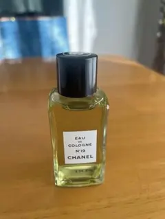 新品 シャネル No.19 オーデコロン59mL 格安