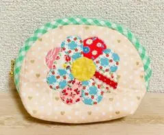 新品● お花柄 ラウンドポーチ ハンドメイド 手作り 布ポーチ 小物入れ