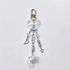 水色 ビーズキーホルダー チャーム y2k 韓国 コレクトブック 天使界隈