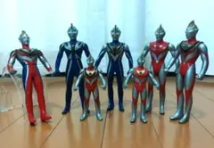 No.568 ウルトラマン ティガ、ダイナ、ガイア、アグル 大型フィギュア