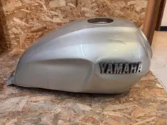YAMAHA XJ400ZS 33M 純正ガソリンタンク (難あり) 当時モノ - メルカリ