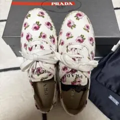 2026年最新】フラワーシューズ PRADAの人気アイテム - メルカリ