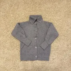 グレーのリブ編み長袖カーディガン