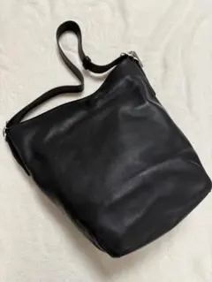 COACH 黒 レザー ショルダーバッグ　年末処分お値下げしました