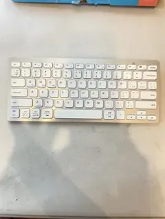iClever IC-BK01 ワイヤレスキーボード 本体のサムネイル