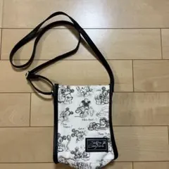 Disney friends ミッキースケッチショルダーバッグ