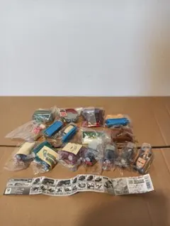 カプセルプラレール きかんしゃトーマス どっちが速い!?競争しよう編 全16種