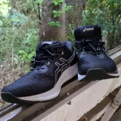 asics エボライド2 ランニングシューズ ブラック